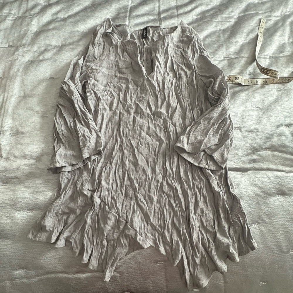 Elegant Gray Women's Top